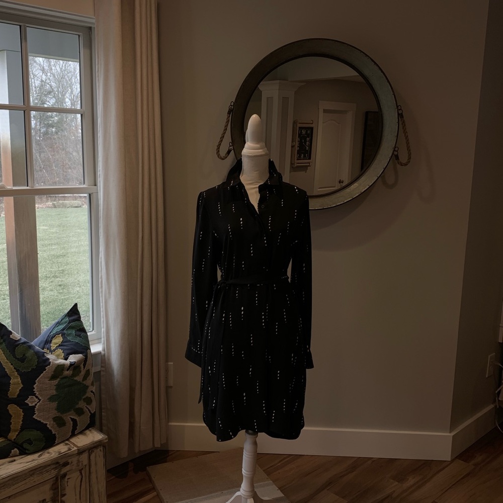 Ann-Taylor Black with White Detailing Shirt Dress